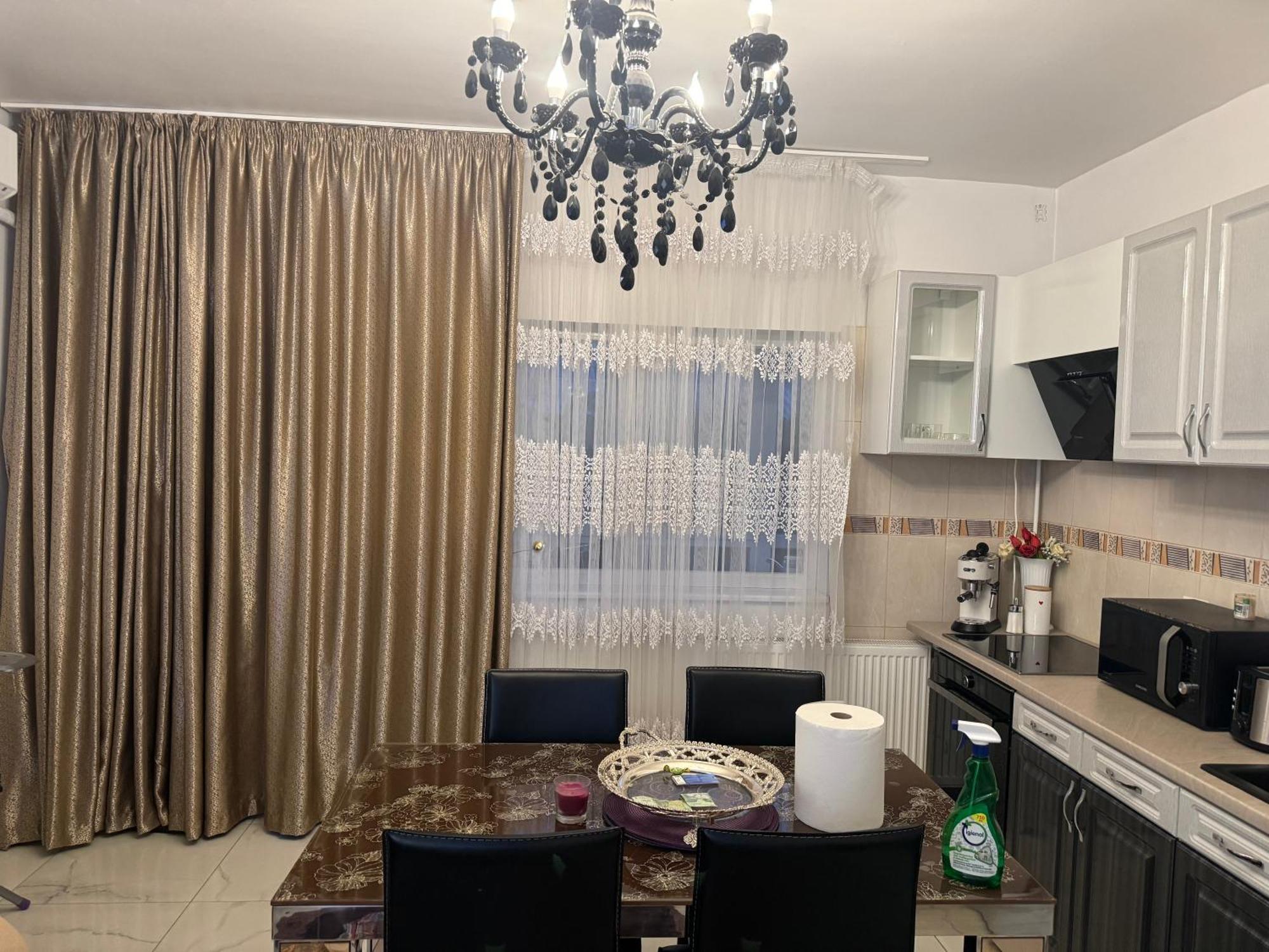 Casa Cris Appartement Focşani Buitenkant foto